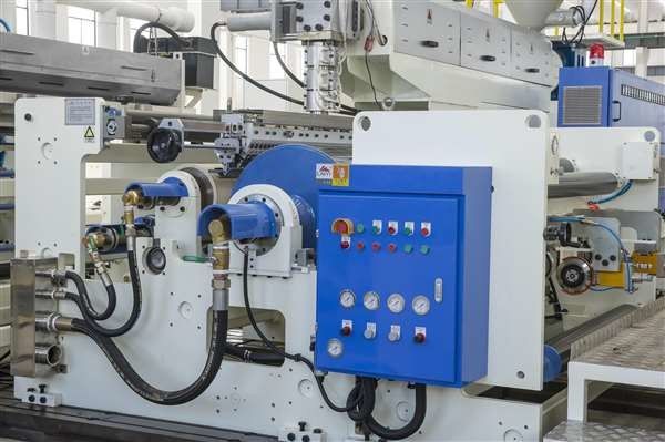1200/1400/1700/2200/2500 मिमी चौड़ाई के साथ रंग पैकेजिंग फिल्म Laminating मशीन